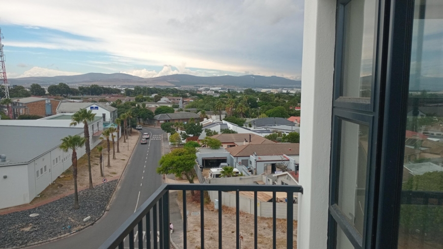 2 Bedroom Property for Sale in Table View Western Cape